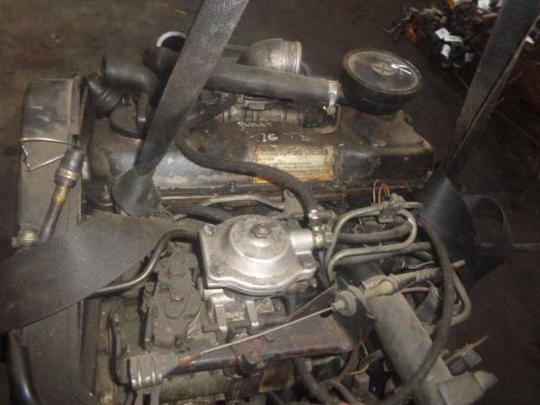 MOTEUR VW 1.6TD - Vue 1